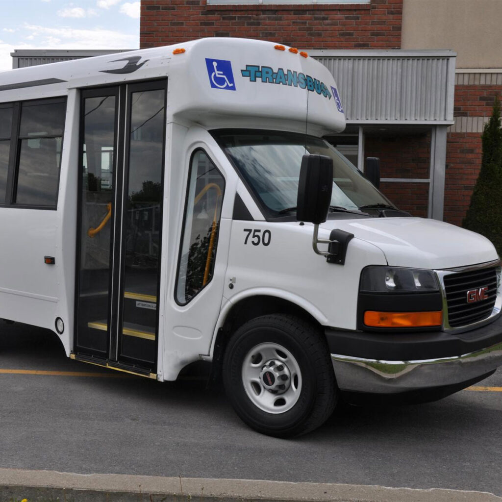 L’accès au transport collectif hors des grands centres